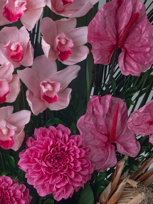 Amaris - Preserved Flower Arrangement