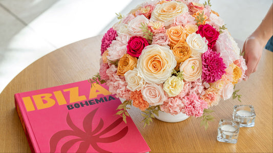 Real Flowers That Last A Year. Luxury Lifestyle