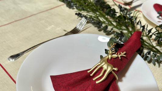 How to Set Up a Luxurious Christmas Decor