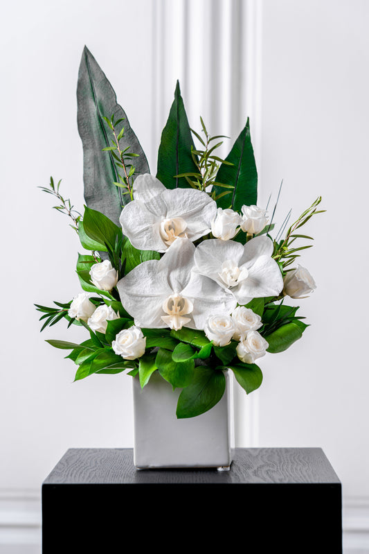 VIVINE Luxury Preserved Flower Arrangement by STILLA